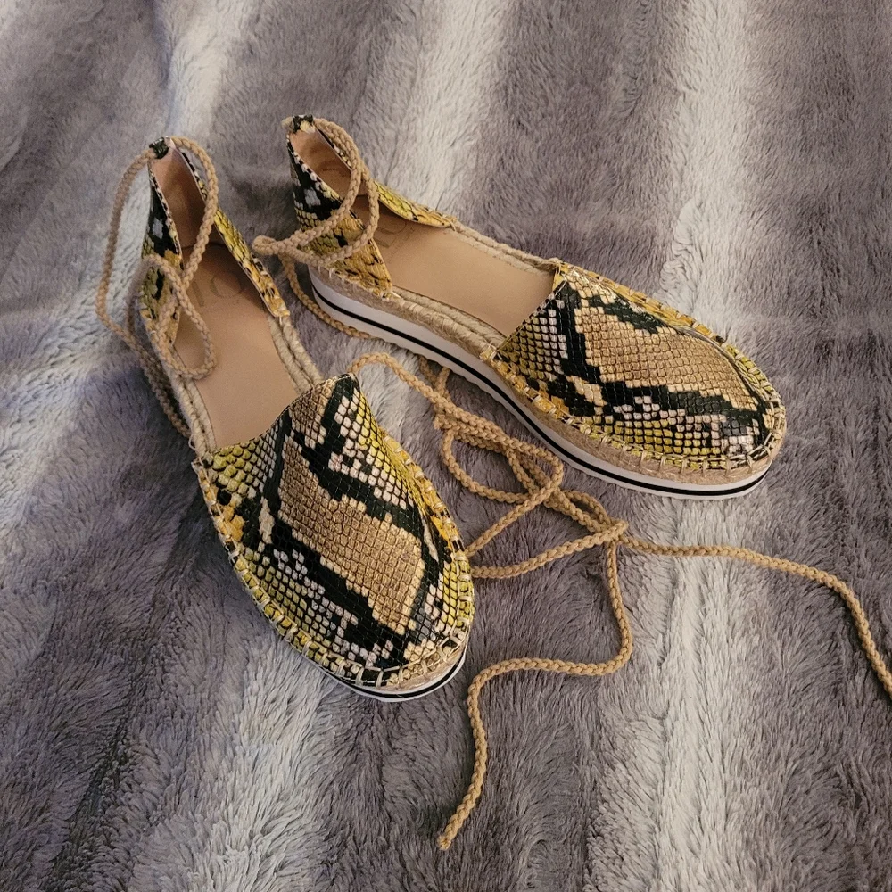 J LO Jennifer Lopez snakeskin Print sandals NWT size 9.5
